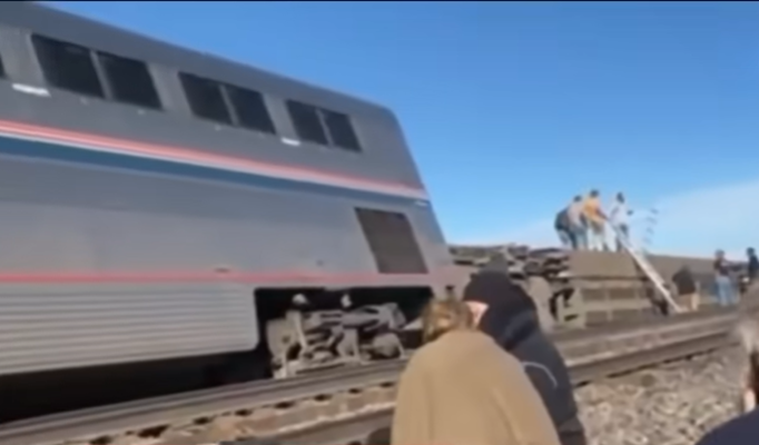 3 Killed, Dozens Injured in Amtrak Train Derailment Near Joplin, Montana 