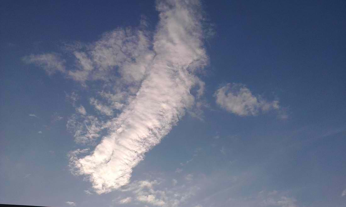 Cocoon-looking Cloud, Mummy-looking Cloud
