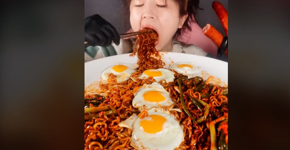 spicy noodles, eggs